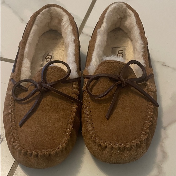 UGG Shoes - UGG Tan Suede Moccasin Slippers Size 6